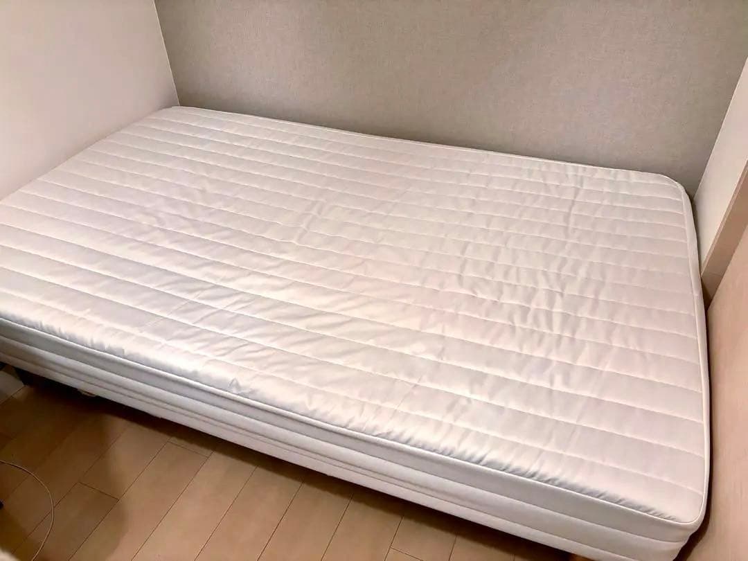 【美品】匿名配送　無印　脚付きマットレス　セミダブル　（脚別売り）