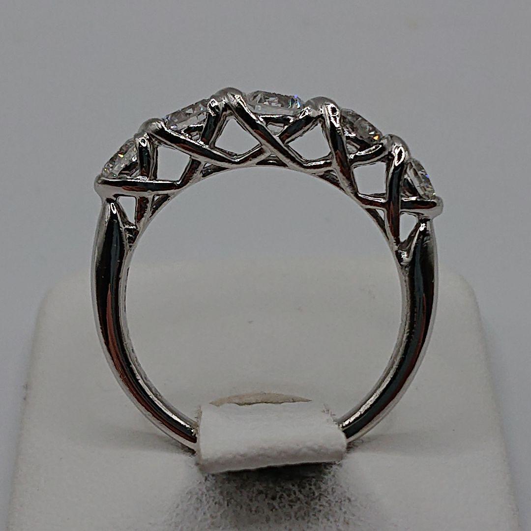 はる様1カラットUP 5粒 ツイスト天然ダイヤモンドリング エタニティPt900