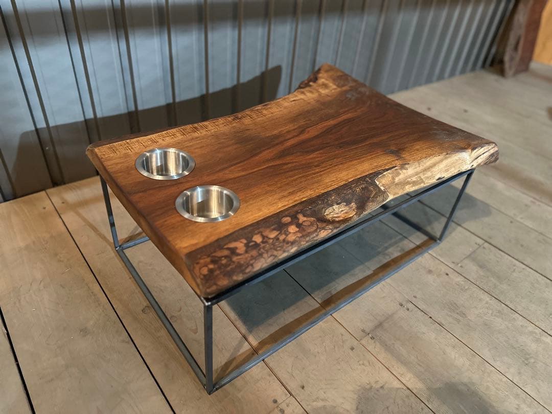 【早い者勝ち！SALE！】一枚板テーブル　ウォールナット　センターテーブル