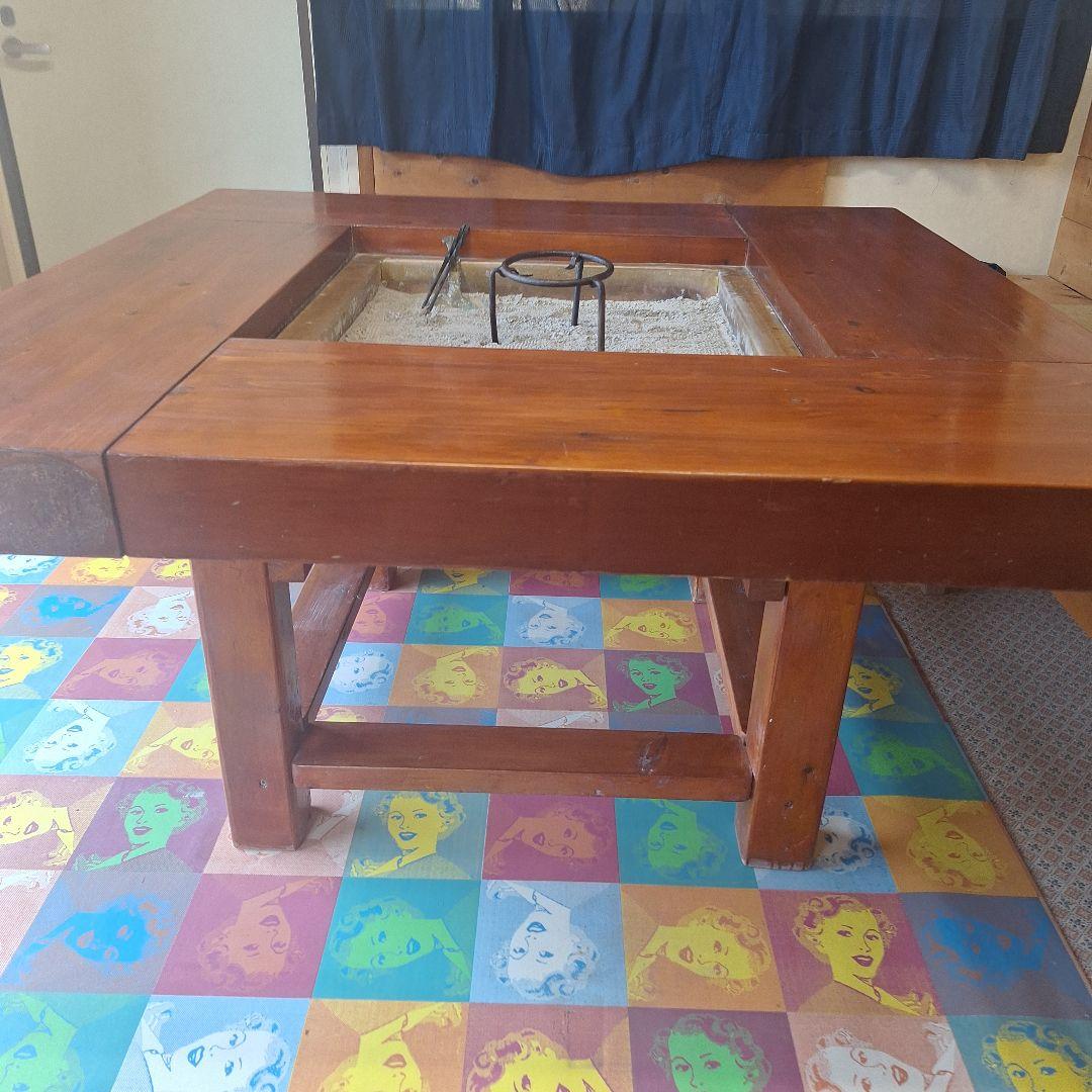 大型囲炉裏テーブル