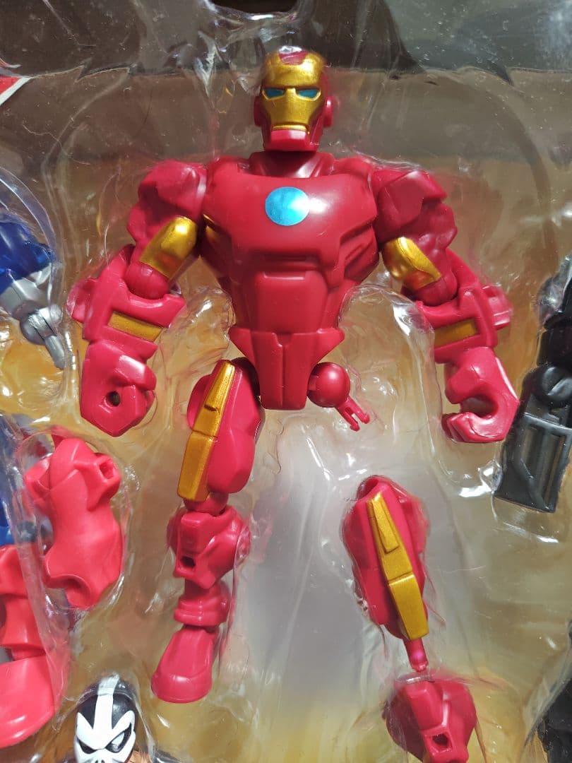 マーベルスーパーヒーローマッシャーズ５体セット　ブラックパンサー・クロスボーンズ