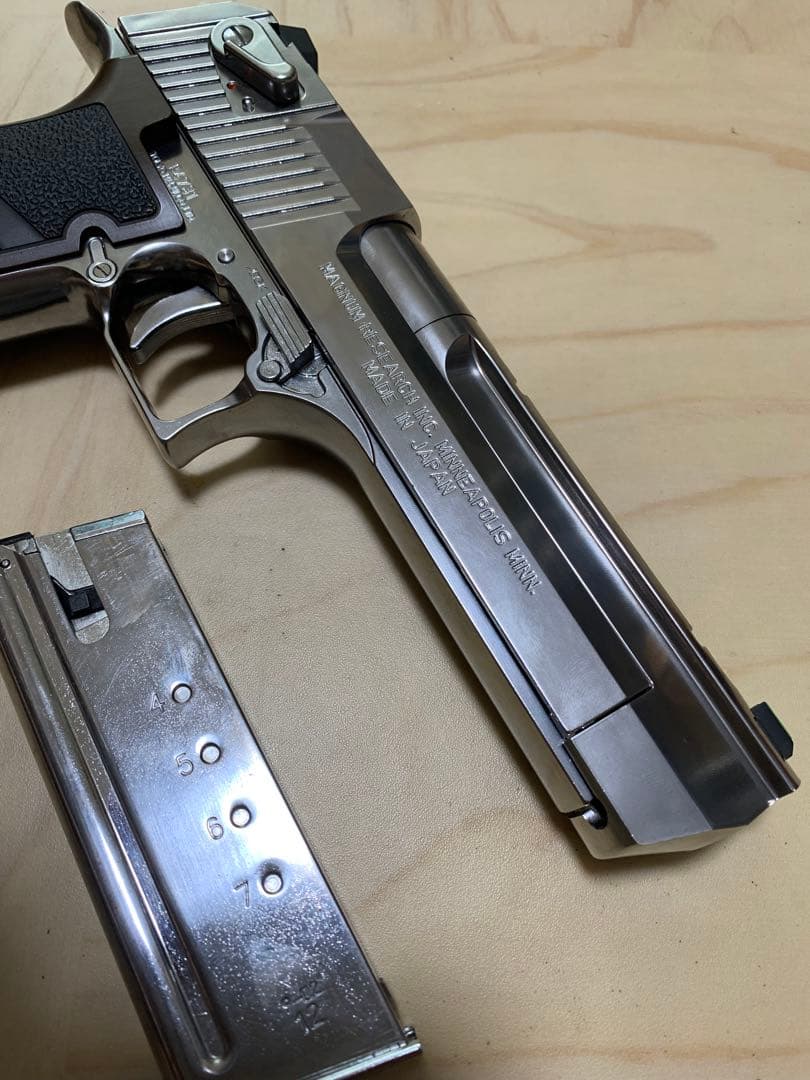 ライトニングホーク.50AE 限定品　バイオハザード　デザートイーグル