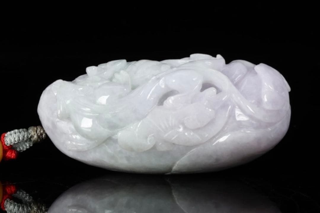 【中国美術】 ラベンダー翡翠 紫翡翠手彫 細密彫刻 龍紋 握り石 根付 紐付