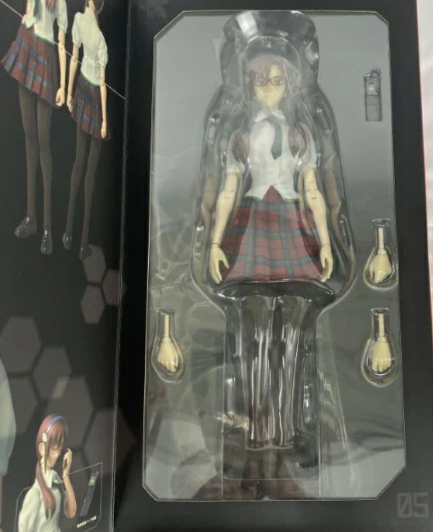 真希波・マリ・イラストリアス 制服版 RAH エヴァンゲリオン