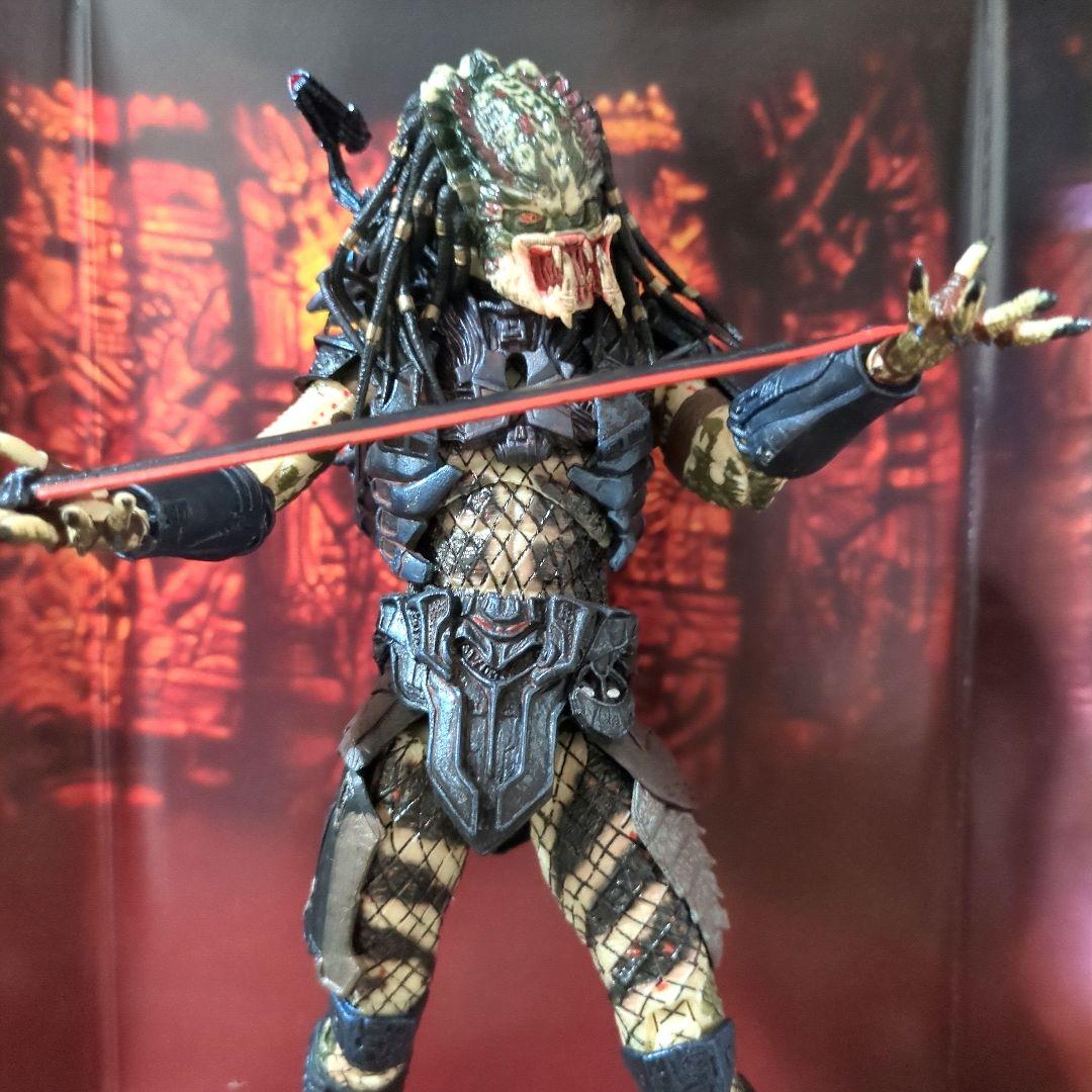 NECA アルティメット•アーマードロスト•プレデター 《中古開封品》