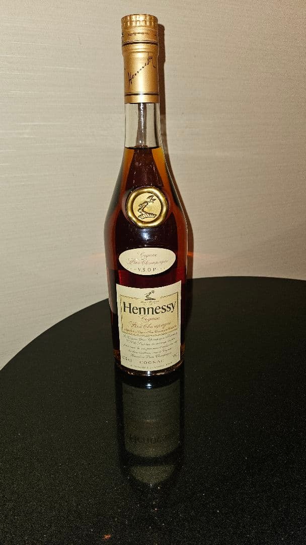 Hennessy ブランデー スリムボトル