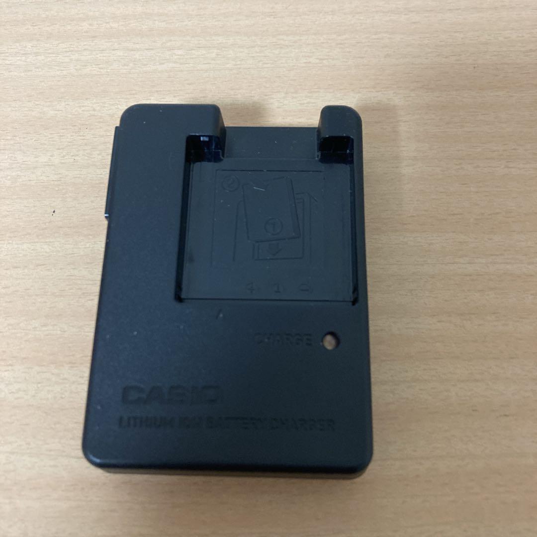 CASIO EXILIM ex-z29 充電器、バッテリー付き