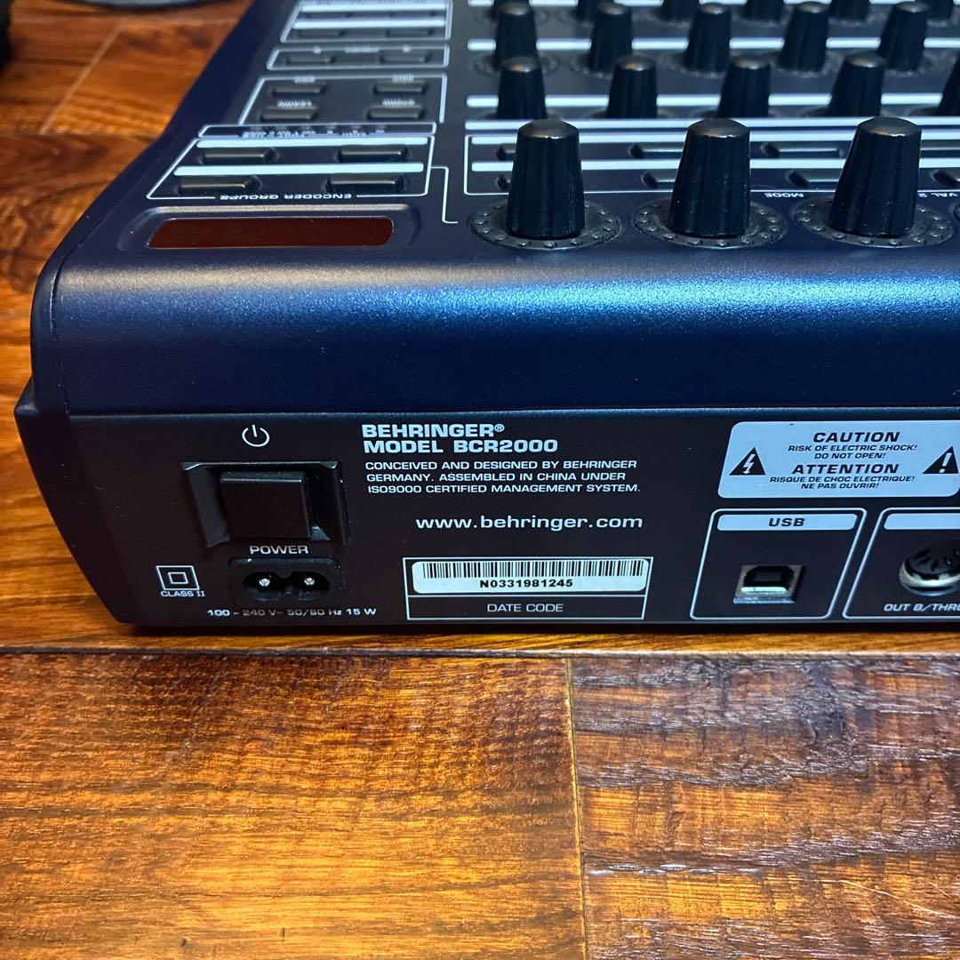 BEHRINGER BCR2000 USB/MIDIコントローラー