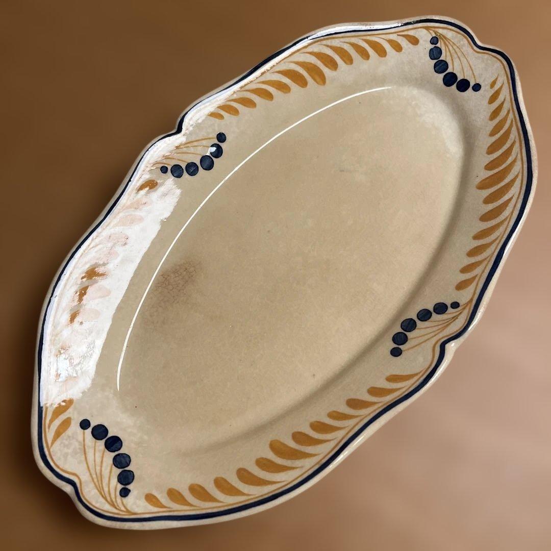 クレイユモントロー　ラヴィエ　オーバル皿アルザス　コウノトリの刻印　アンティーク