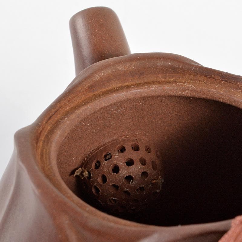 中国　紫砂　朱泥　花形　蝶摘　急須　茶壷　在銘　M　R5878