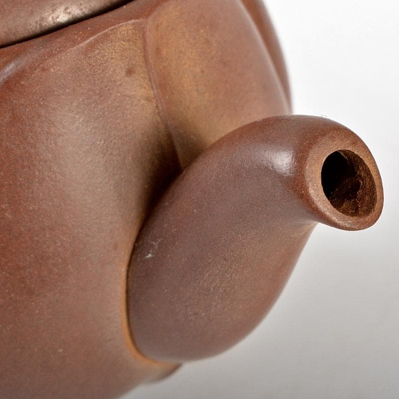 中国　紫砂　朱泥　花形　蝶摘　急須　茶壷　在銘　M　R5878