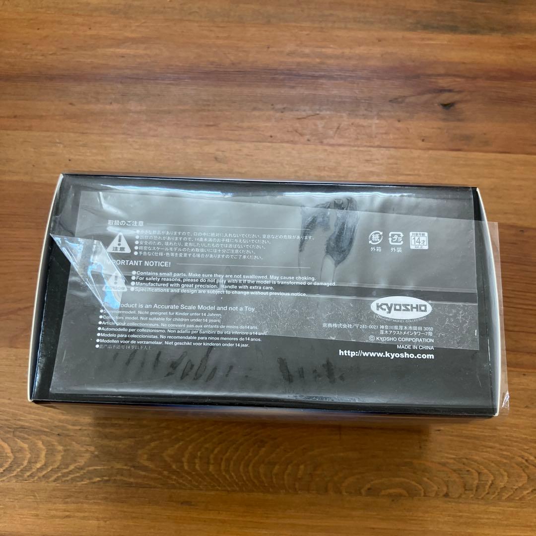 LEXUS NX \"F SPORT\" 1/43 ミニカー ホワイト 350