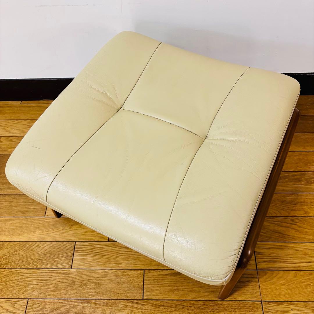 【希少品】　karimoku カリモク chitano チターノ オットマン