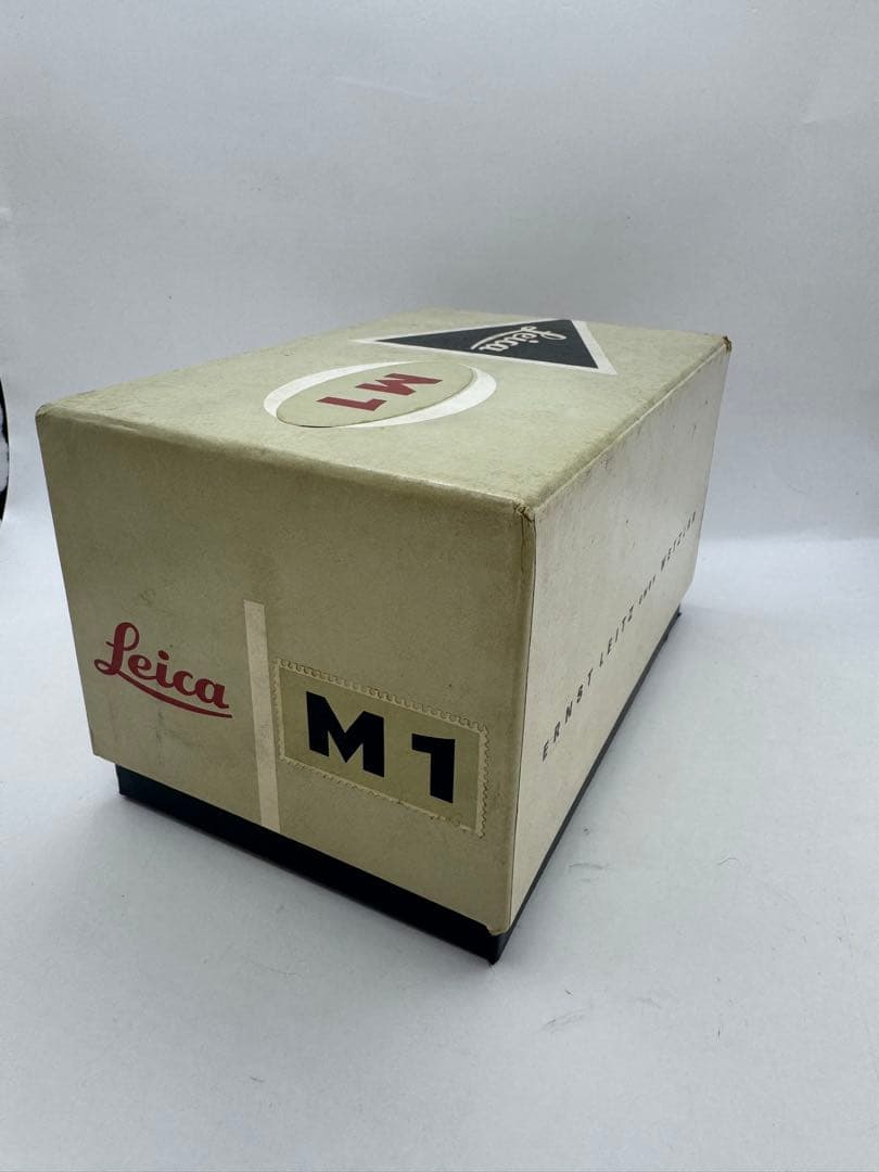 Leica M1レンジファインダーフィルムカメラ 箱と説明書