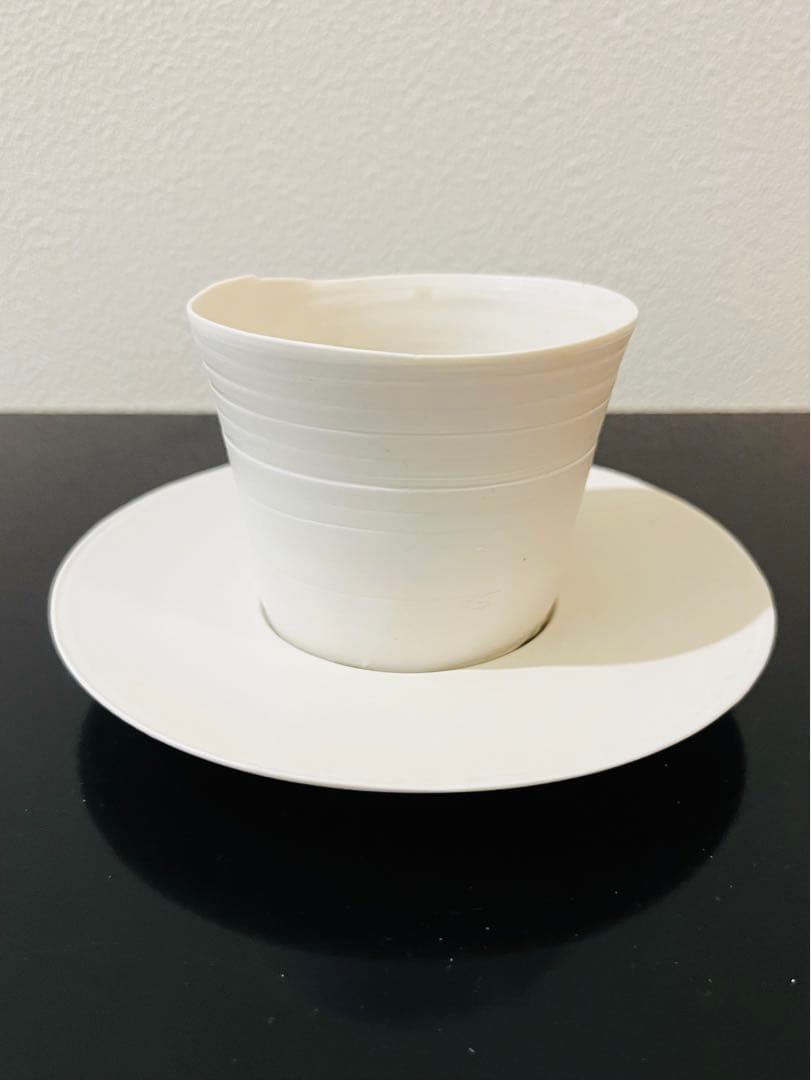 黒田泰蔵　白磁　カップ＆ソーサー　貴重