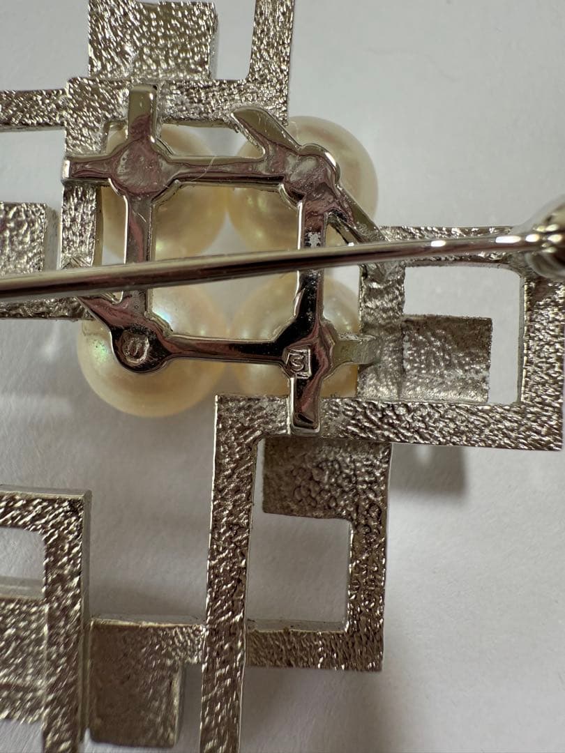 タサキ　ブローチ　あこや真珠　本真珠　入学式　卒業式　TASAKI ブランド