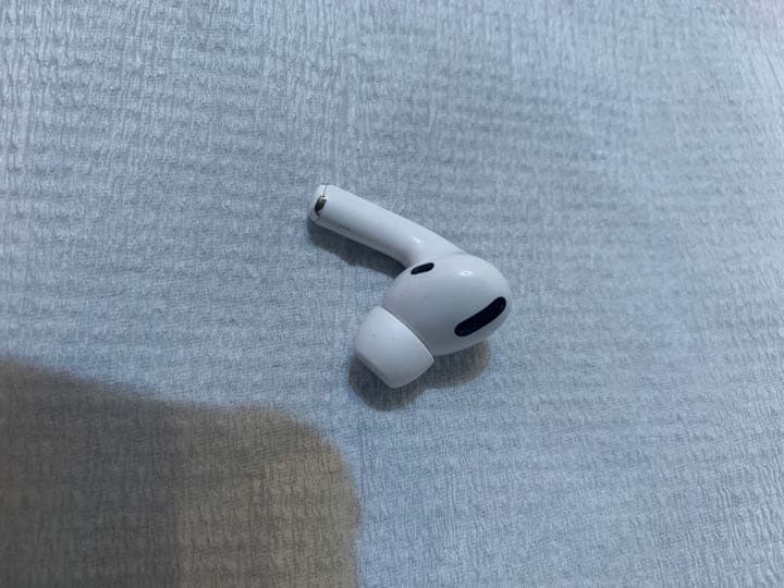Apple AirPods Pro MWP22J/A 【片方のみ】