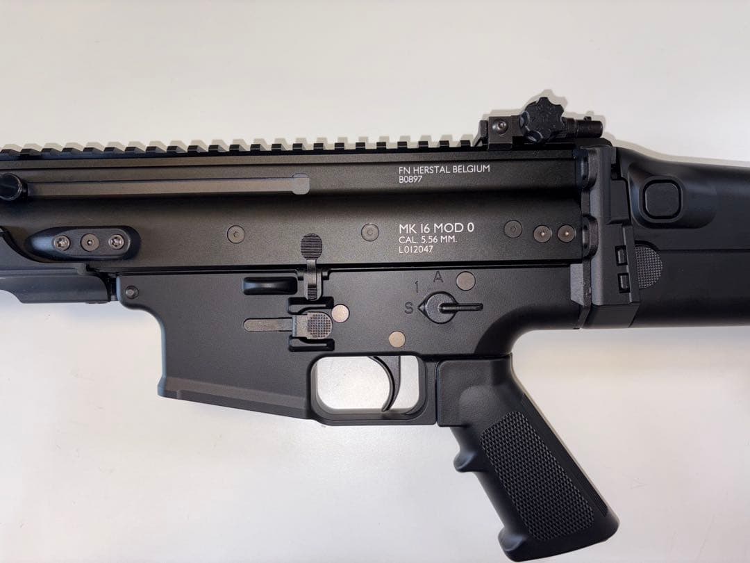 東京マルイ 次世代電動ガン SCAR-L（mrexハンドガードカスタム）