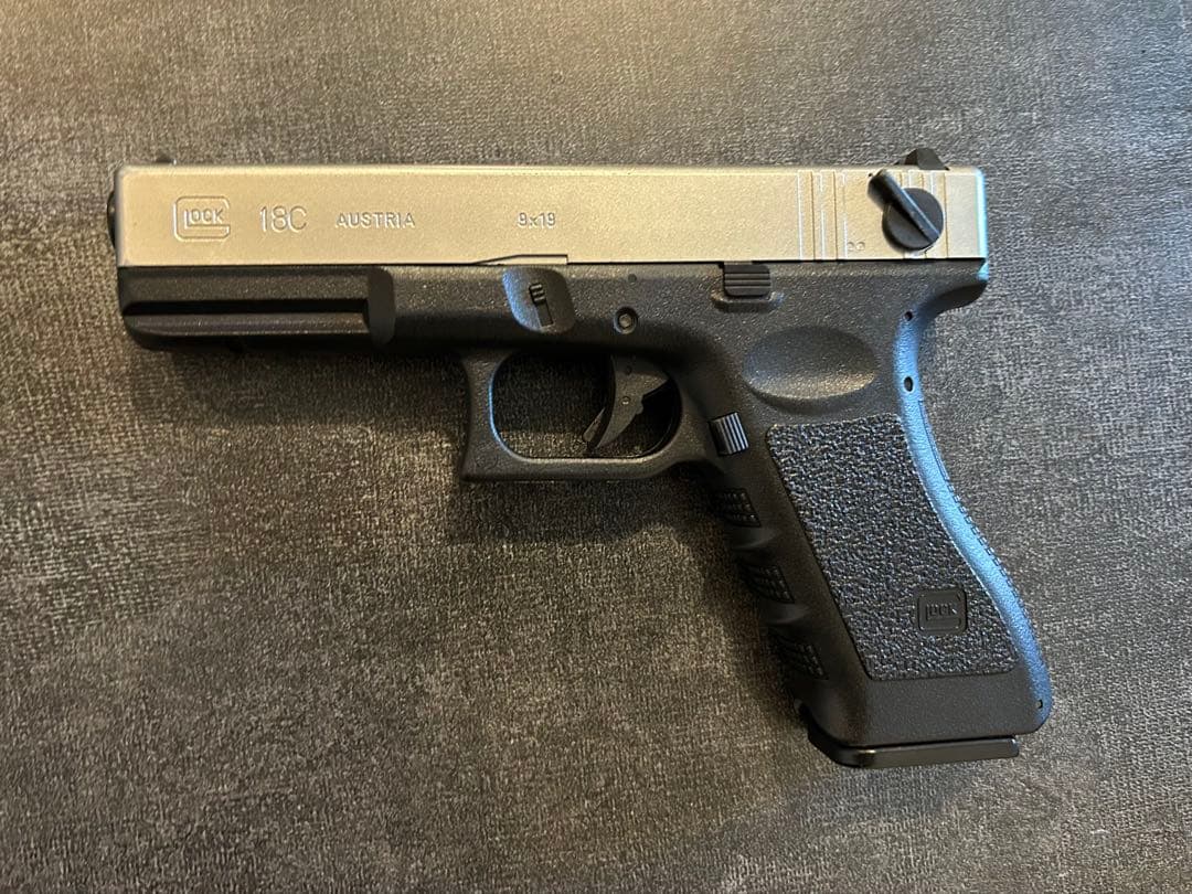 【美品・予備マガジン付】東京マルイ GLOCK18Cシルバー リポ化 箱あり