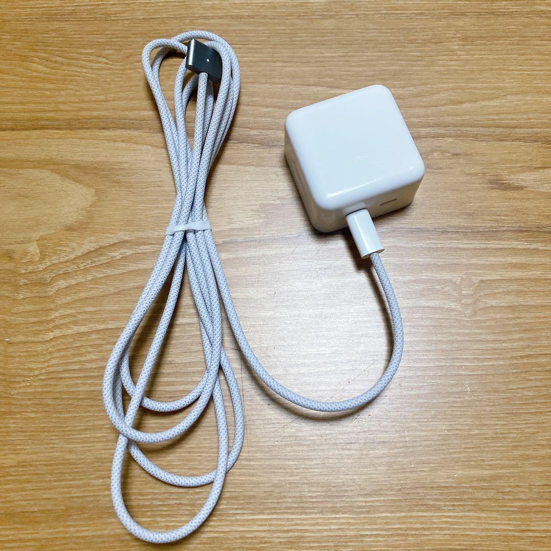 MacBook Air M3 13インチ 512GB