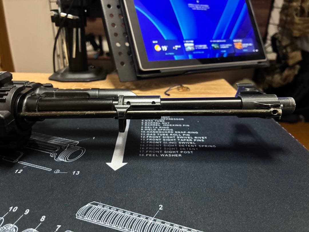 東京マルイ スタンダード電動ガン AK47 タクティカルカスタム マガジン2本付