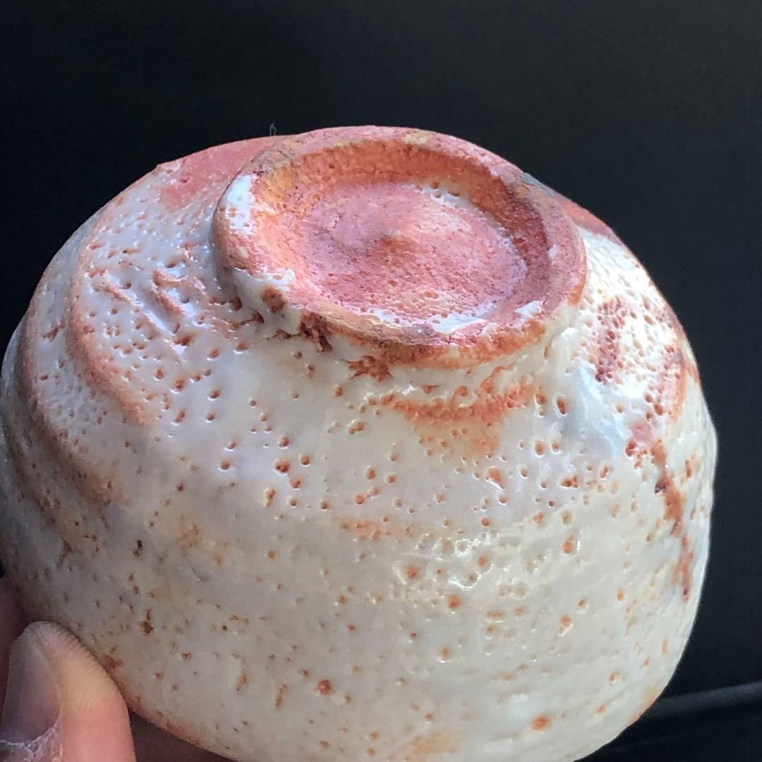 美しい古美術◆蔵から謎の紋様が描かれた小さくて可愛らしい抹茶茶碗が出て来た。