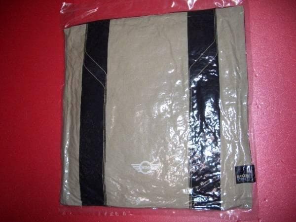 ＭＩＮＩ　オリジナル　クッション　日本製　非売品　新品