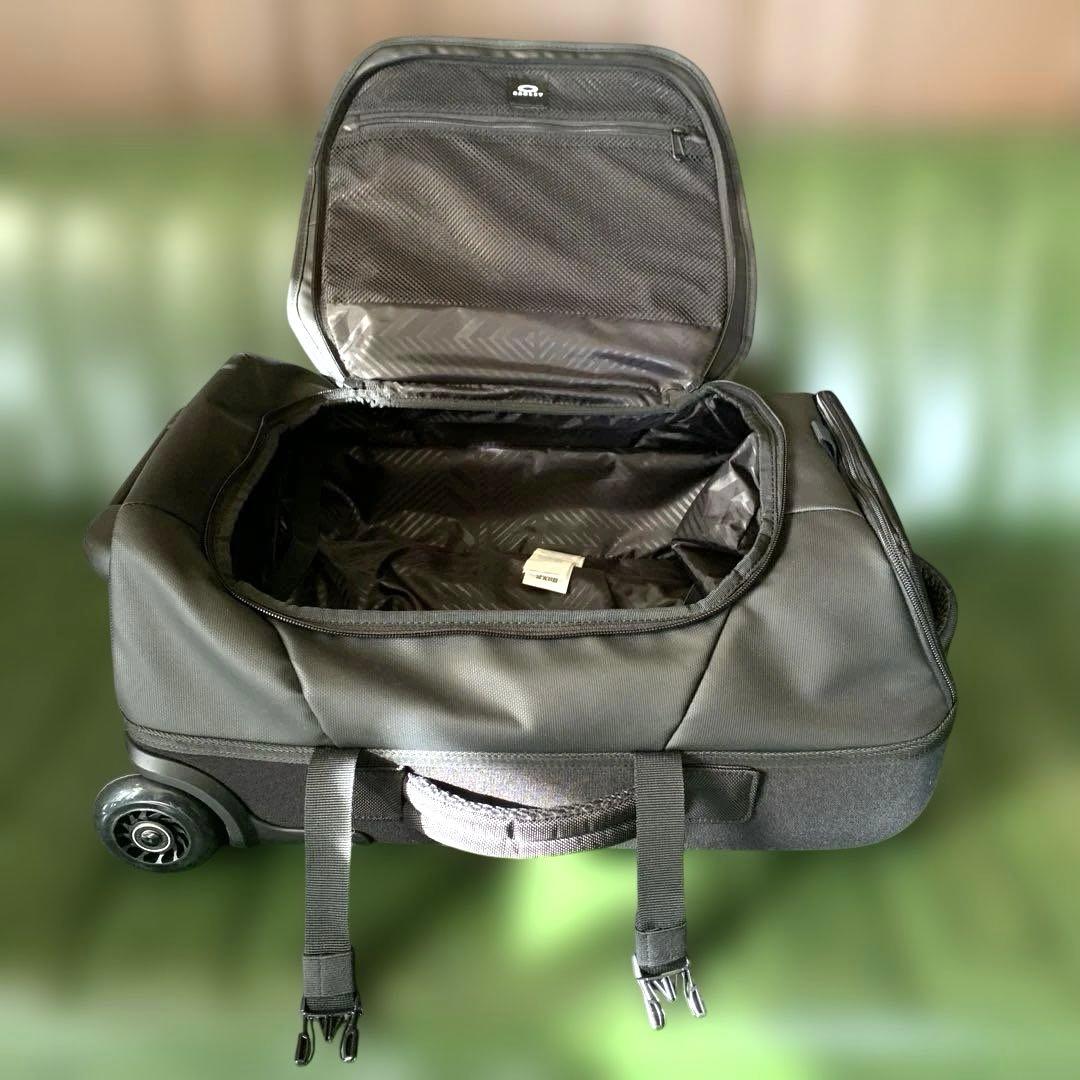 OAKLEY ブラックキャリーケース⭐︎美品