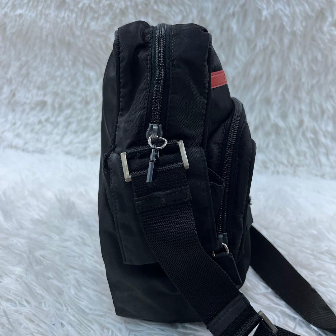 プラダスポーツ ショルダーバッグ 斜め掛け 黒