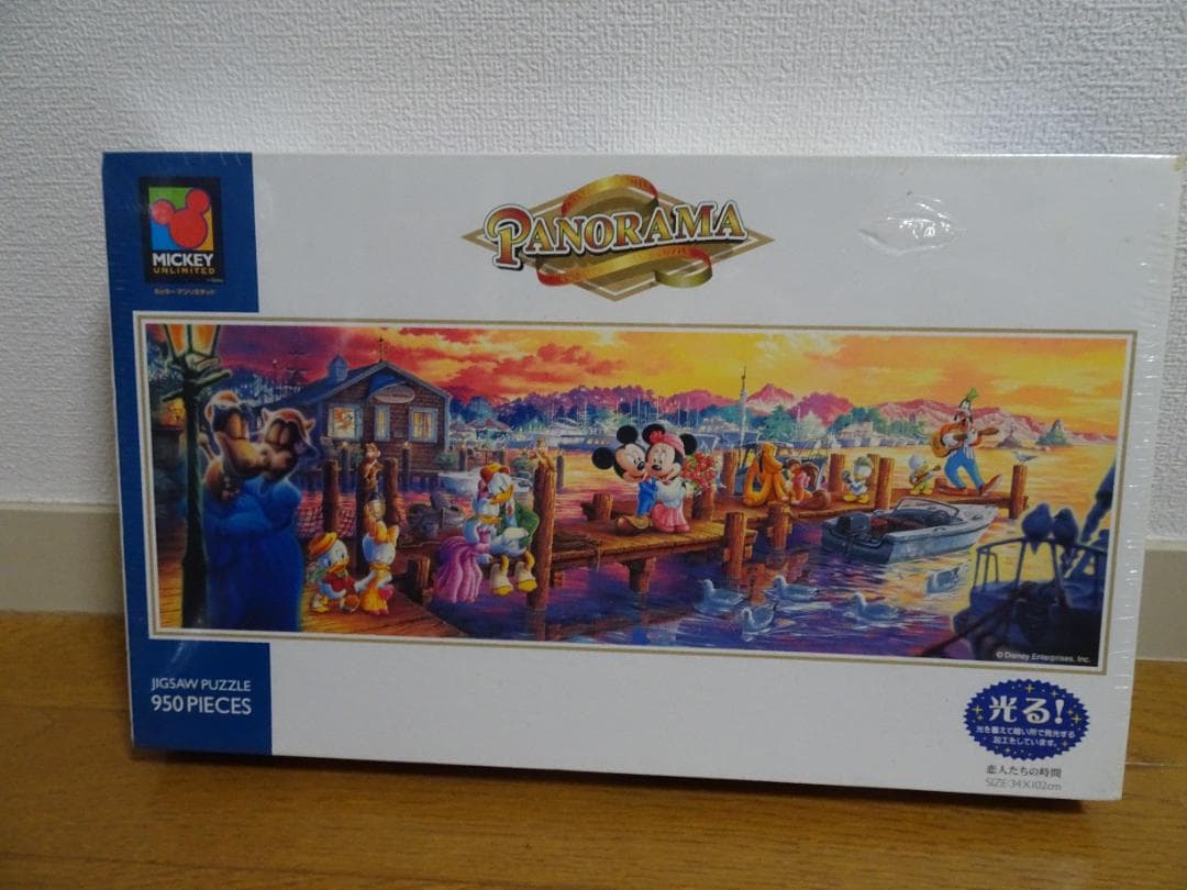 新品、未開封　ディズニー　ミッキー＆ミニー　恋人たちの時間 　de17