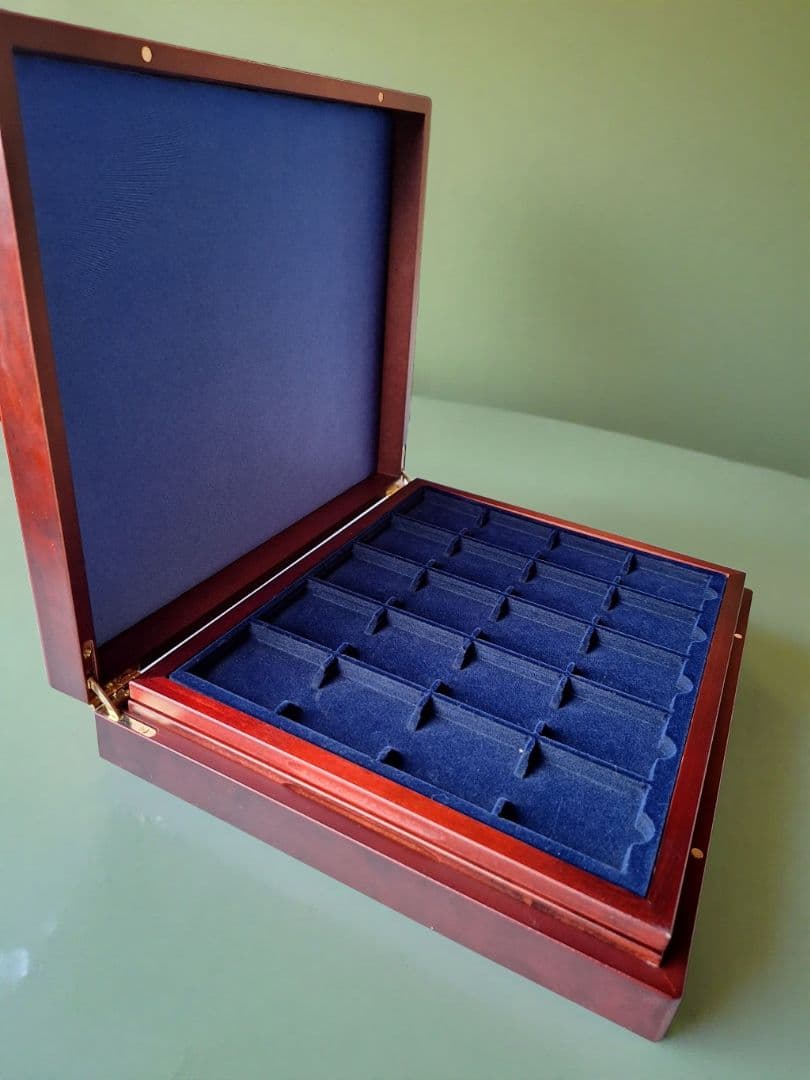 ドイツ製木製収納箱