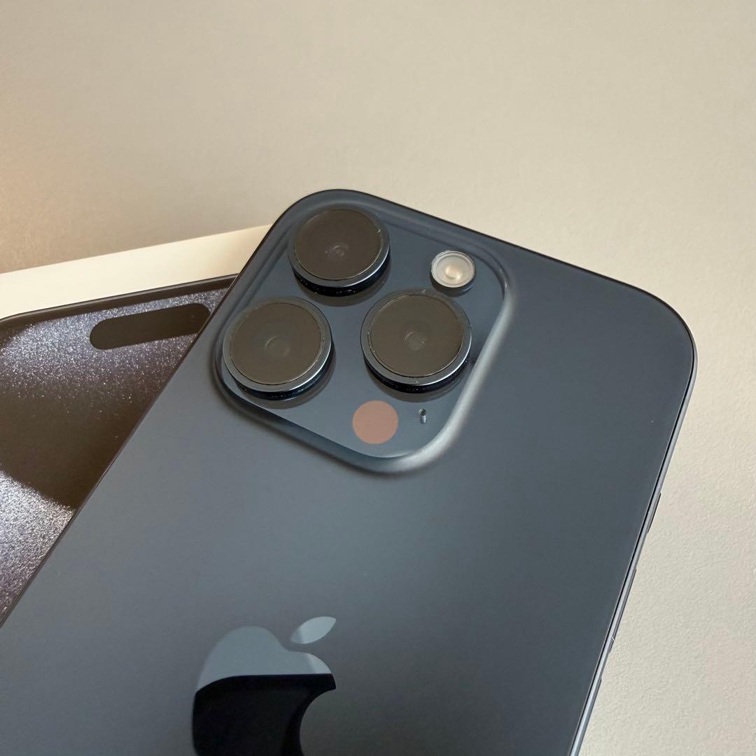 iPhone15pro ブルーチタニウム 128GB SIMフリー