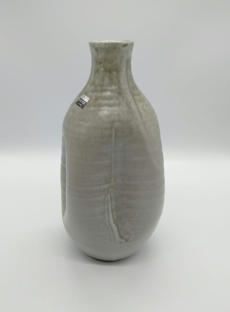 壺　稲垣太津男 作　花瓶