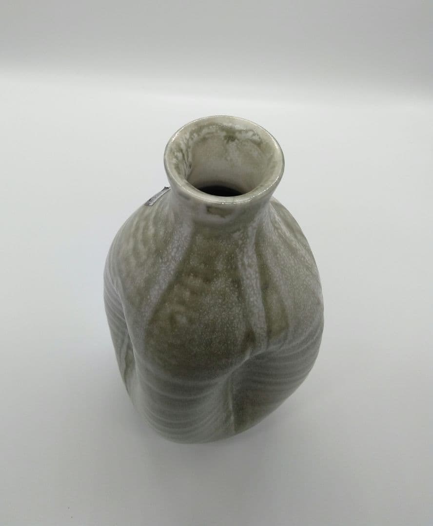 壺　稲垣太津男 作　花瓶