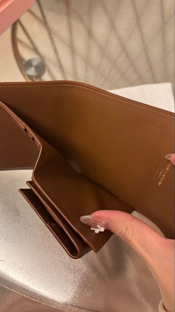 YSL ブラウンレザー キルティング三つ折り財布