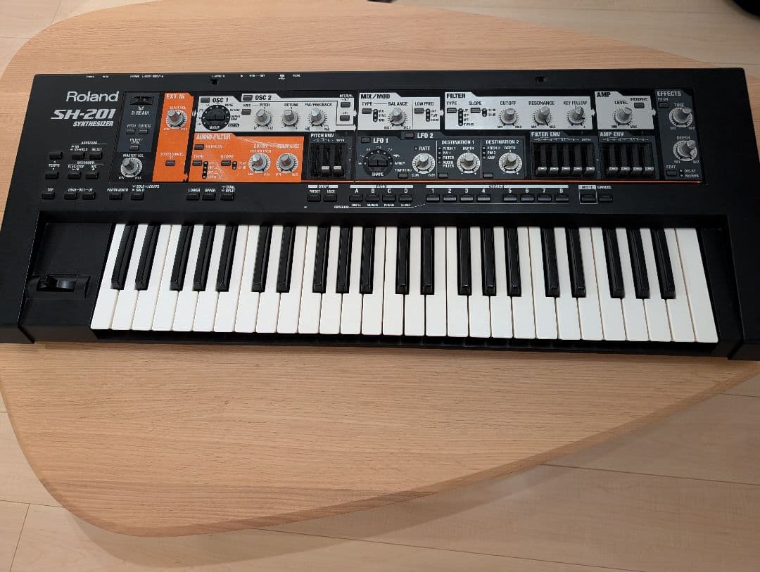 Roland SH-201 シンセサイザー 本体 電源付き 動作品 ノブ欠品あり