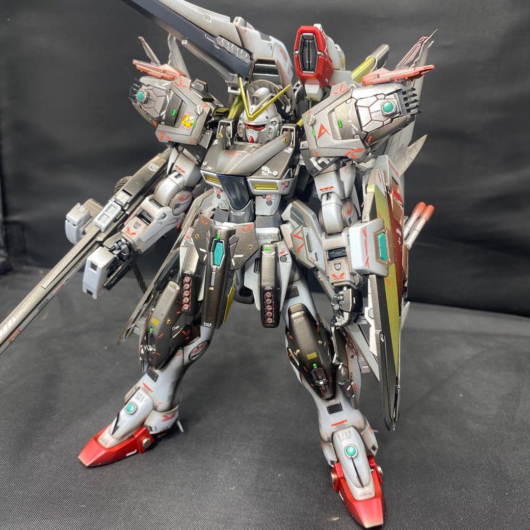 ガンプラ　塗装済み完成品　オリジナルカラー　ミキシング　グラデーション塗装