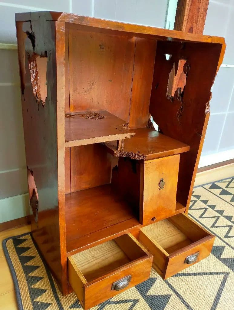 値下げしました! アンティーク家具 荒々しさが、魅力の 木製家具 引き出し付き