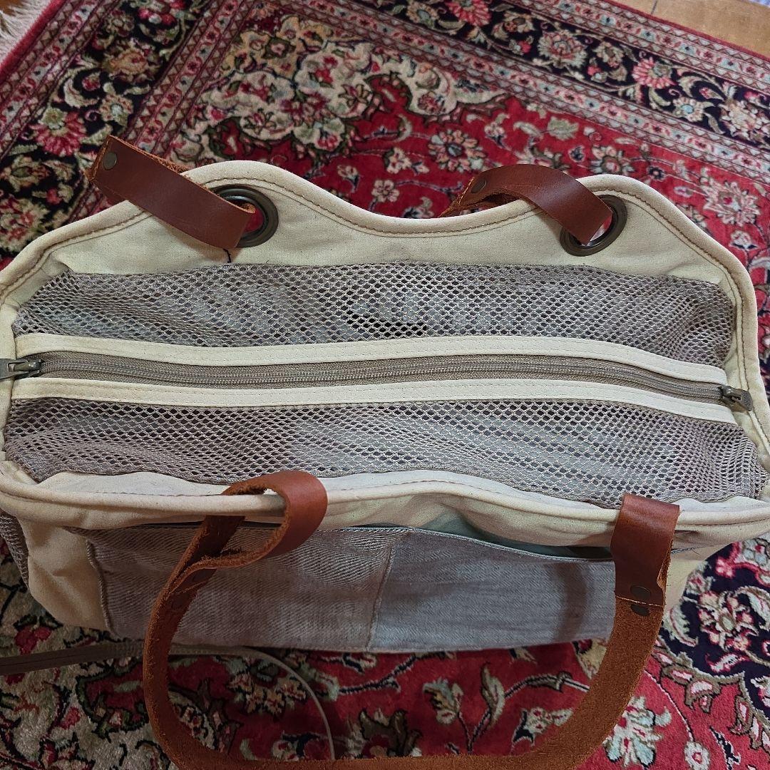 LA発ファー付きペットキャリーバッグ ファーは取り外し可能