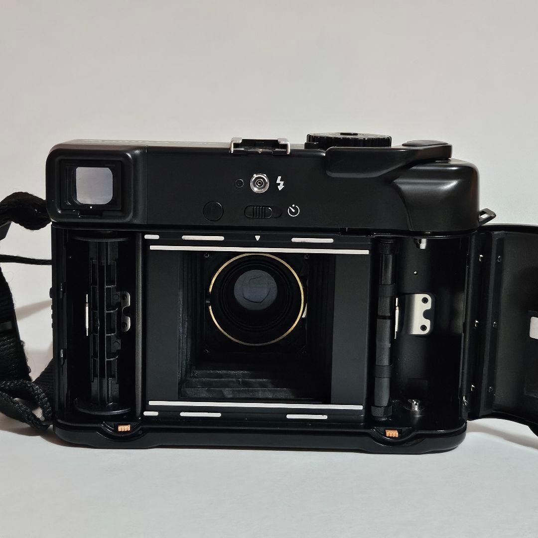フィルムカメラ New Mamiya 6 MF + 75mm F3.5