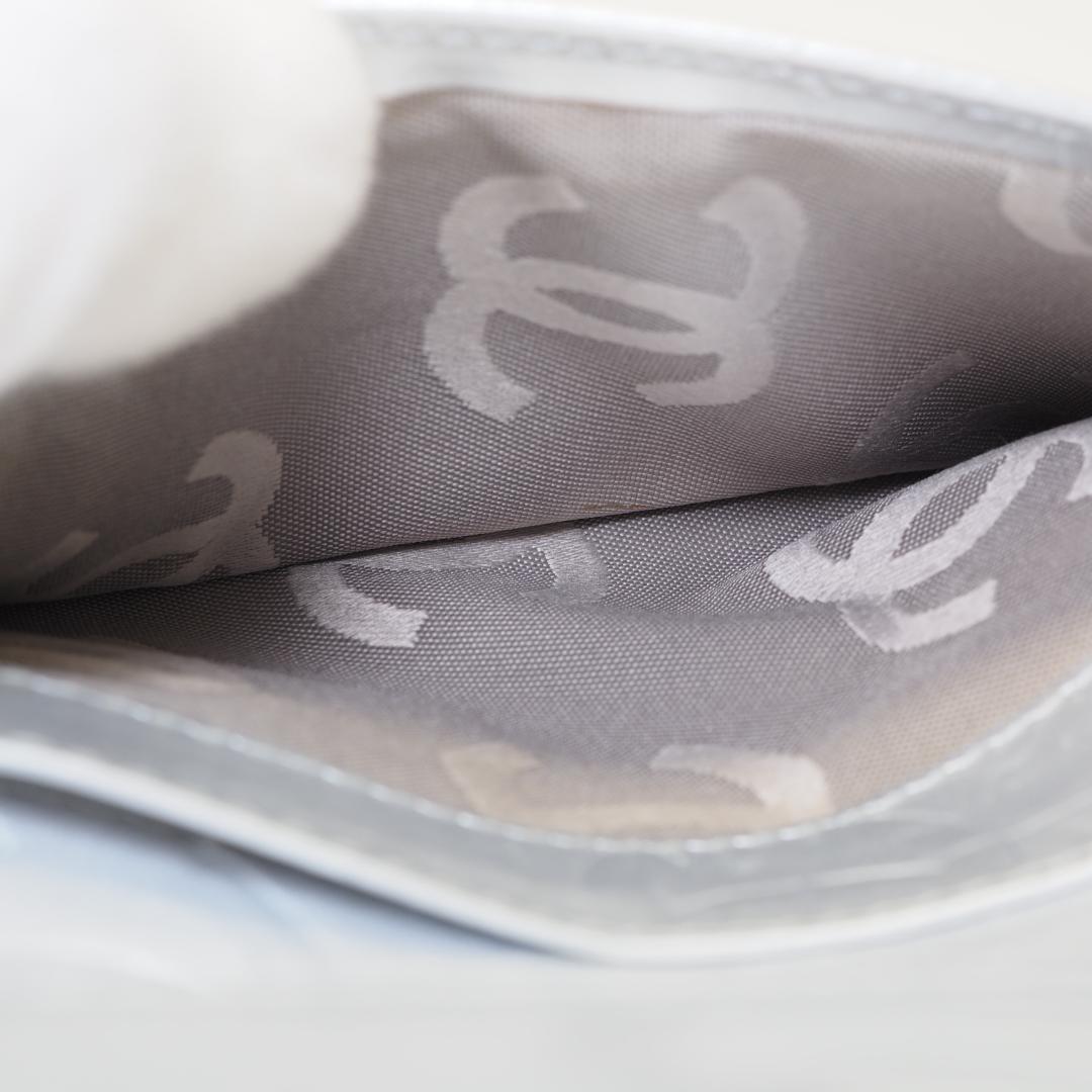 CHANEL シャネル カンボンライン ミドル 2つ折り財布 黒×シルバー