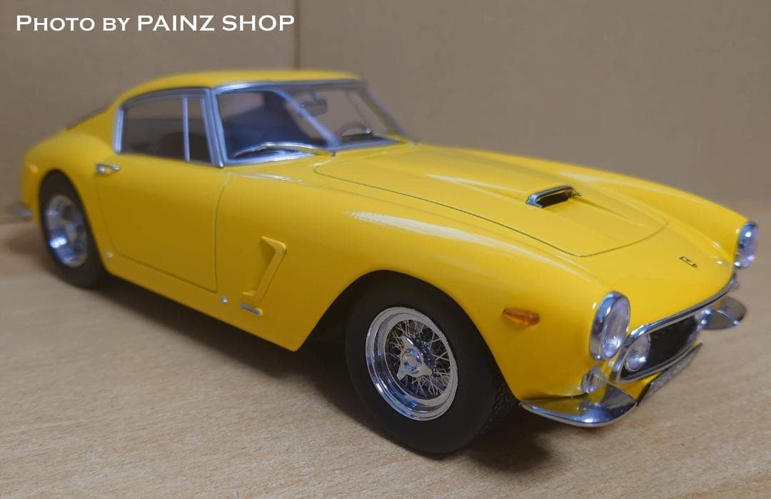 1/18 フェラーリ 250GT 1961 イエロー Ferrari 250GT