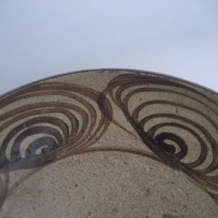 江戸時代の瀬戸の大皿「馬の目]９寸皿ー直径２６.５cm　深さ ６cm）