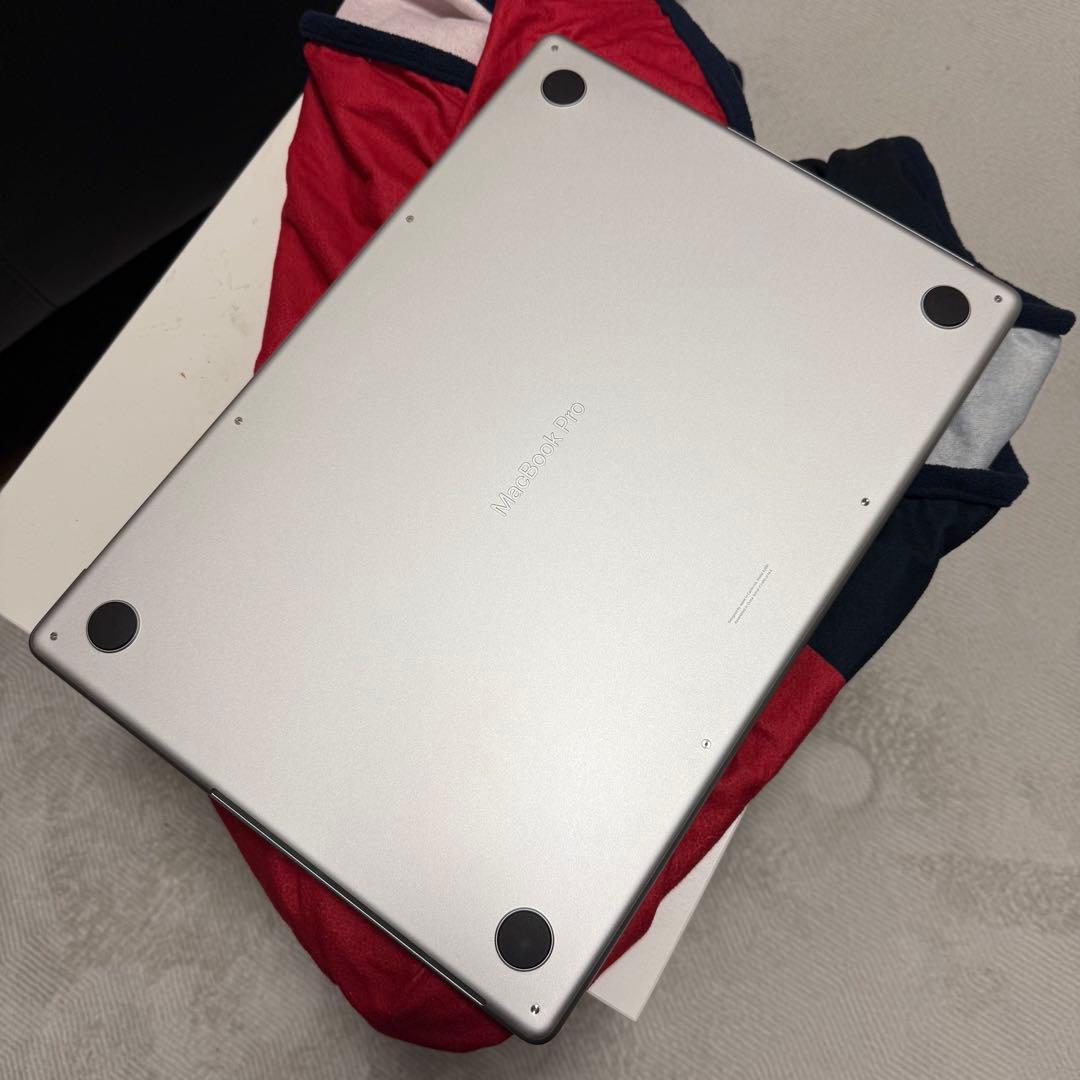 【美品】MacBook Pro 16インチM3Pro