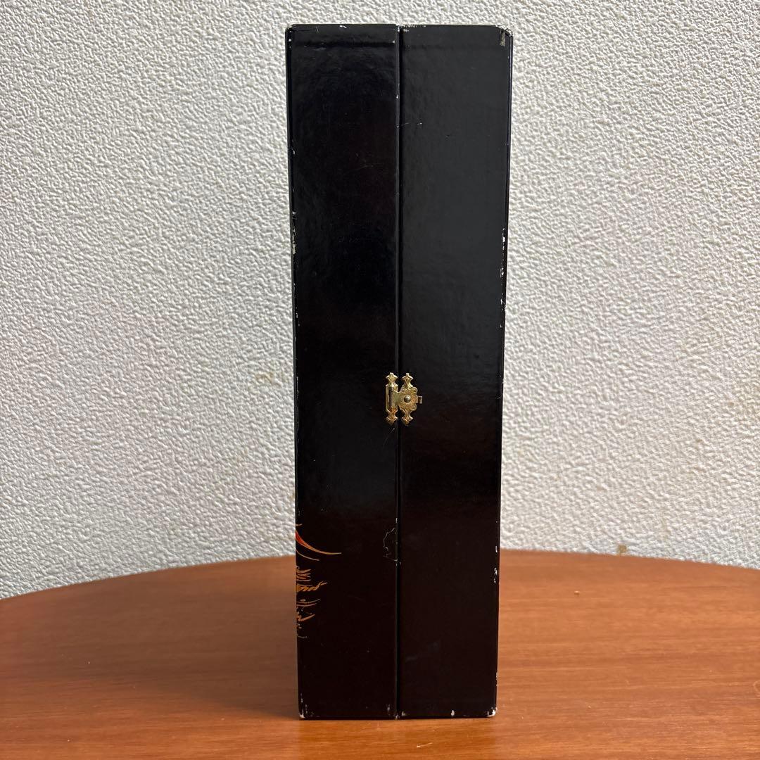 希少ウイスキーボーモア30年空瓶