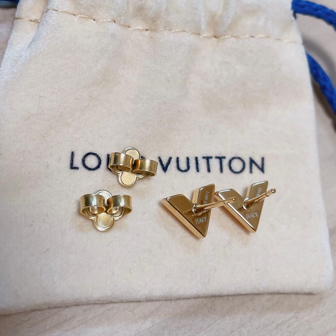 LOUIS VUITTON エッセンシャルV