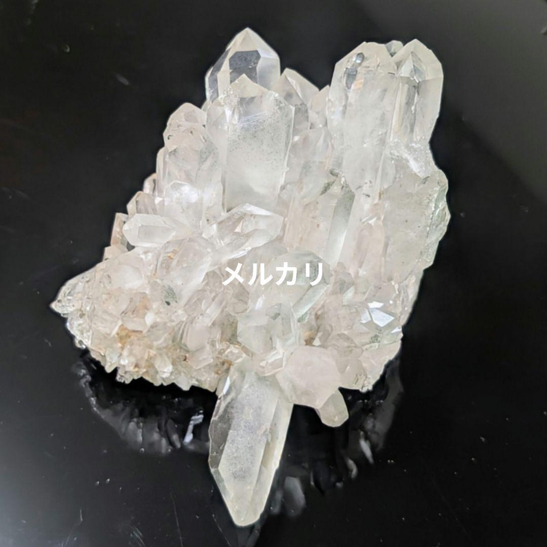 ￥25,000→21,250 　15% OFF　草入り水晶クラスター（ブラジル）