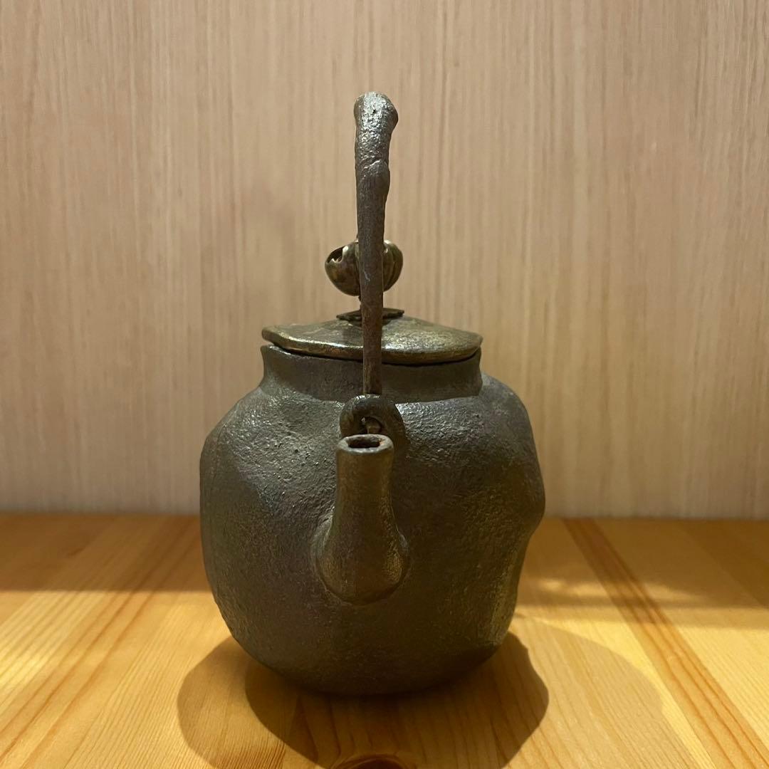 茶道具　小振りな　鉄瓶