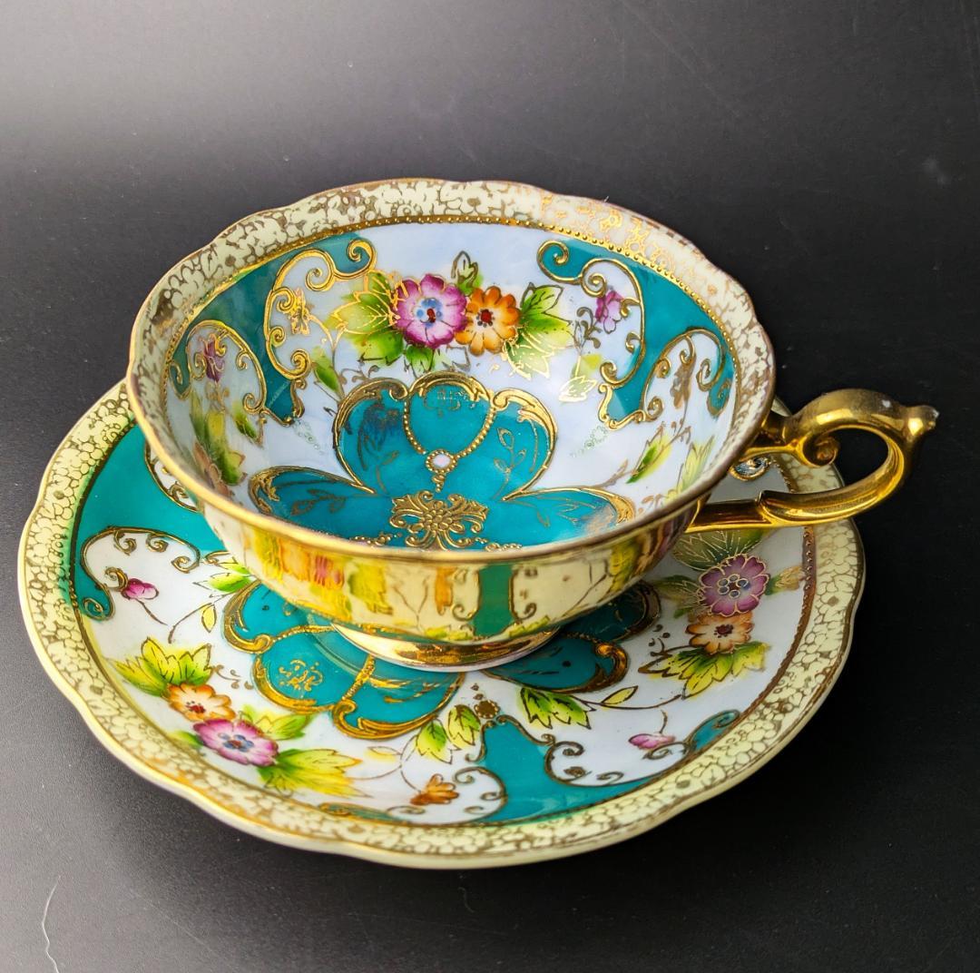 里帰り★佐治貿易 金彩金盛上草華紋様 ターコイズ カップソーサー