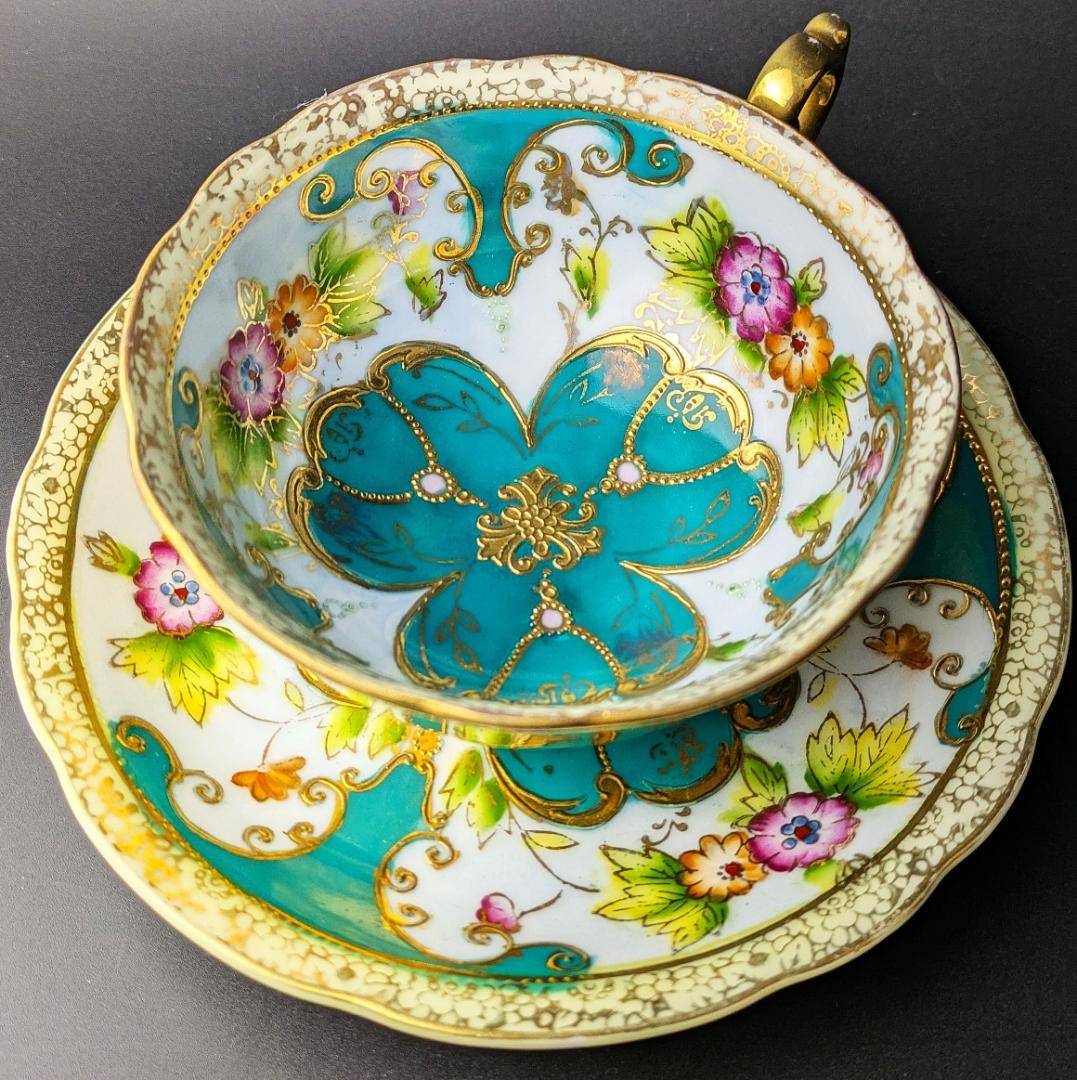 里帰り★佐治貿易 金彩金盛上草華紋様 ターコイズ カップソーサー